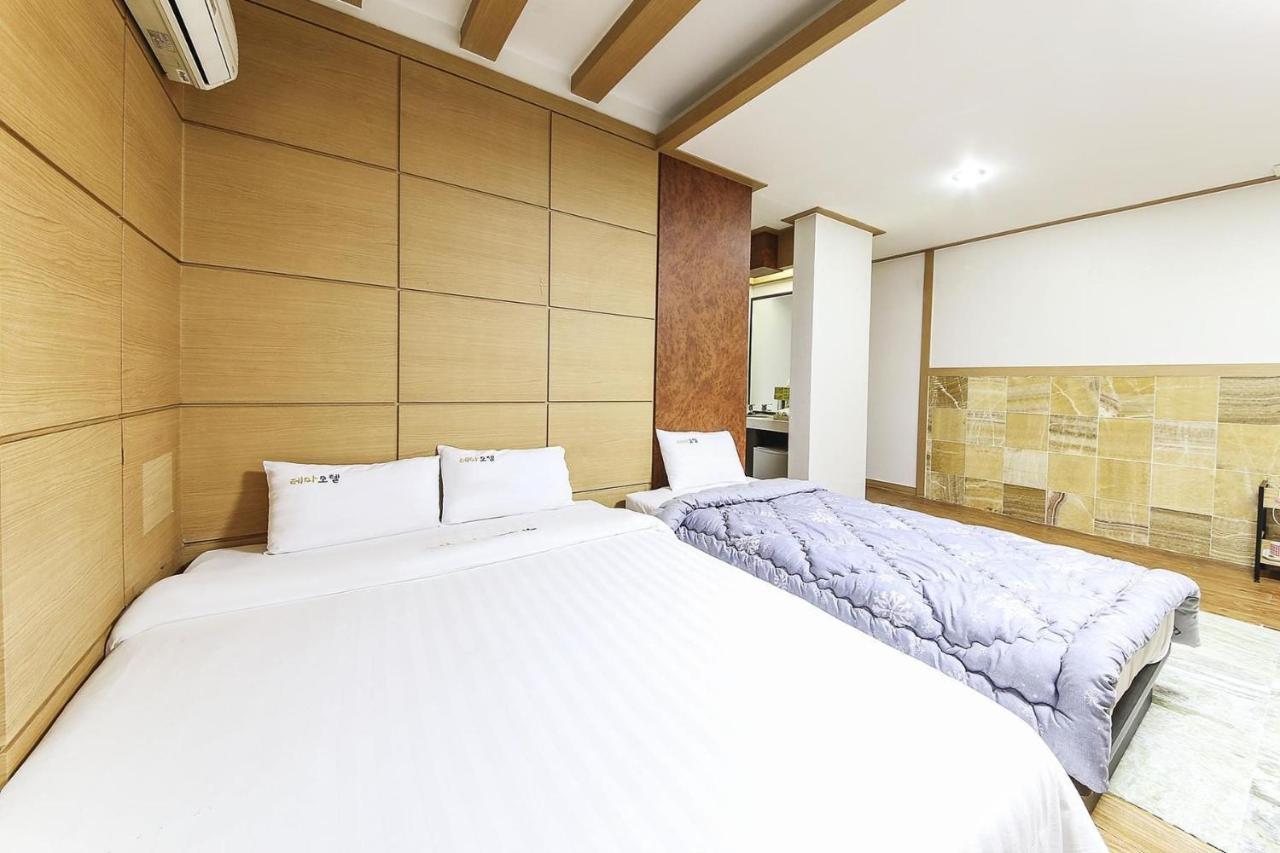 Theme Motel Mokpo Exterior foto